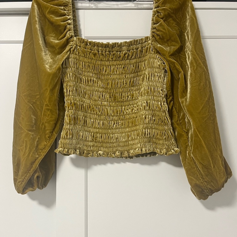 anthropologie puff-sleeved velvet blouse